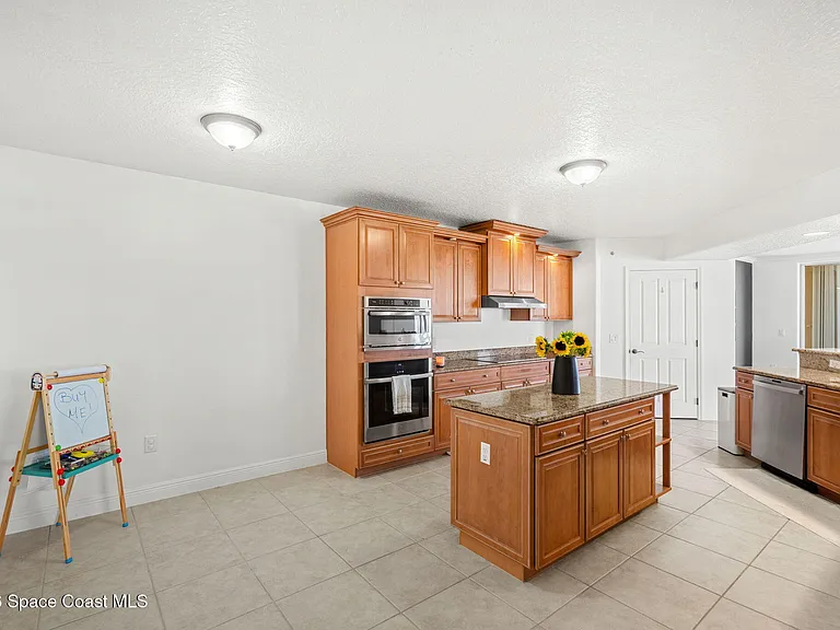 1095 Highway A1A #2502 — Photo 29