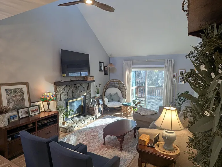 5513 Kaplan Dr — Photo 16