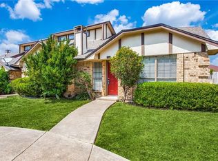 243 Hood Dr, Cedar Hill, TX 75104