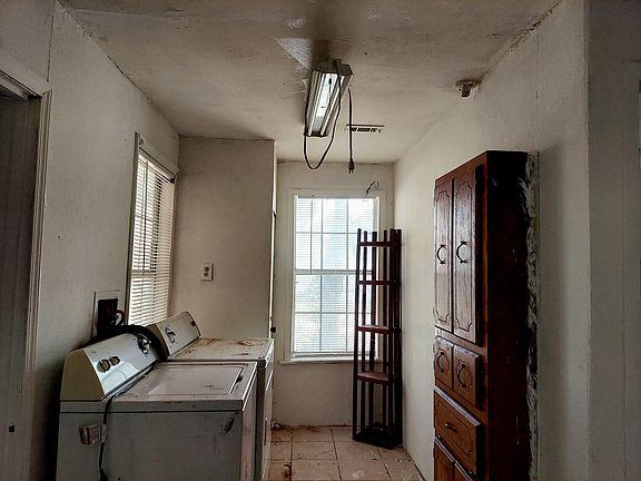 5th image of 2703 Kenesaw Dr