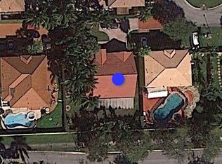 8764 NW 189th Ter, Hialeah, FL 33018