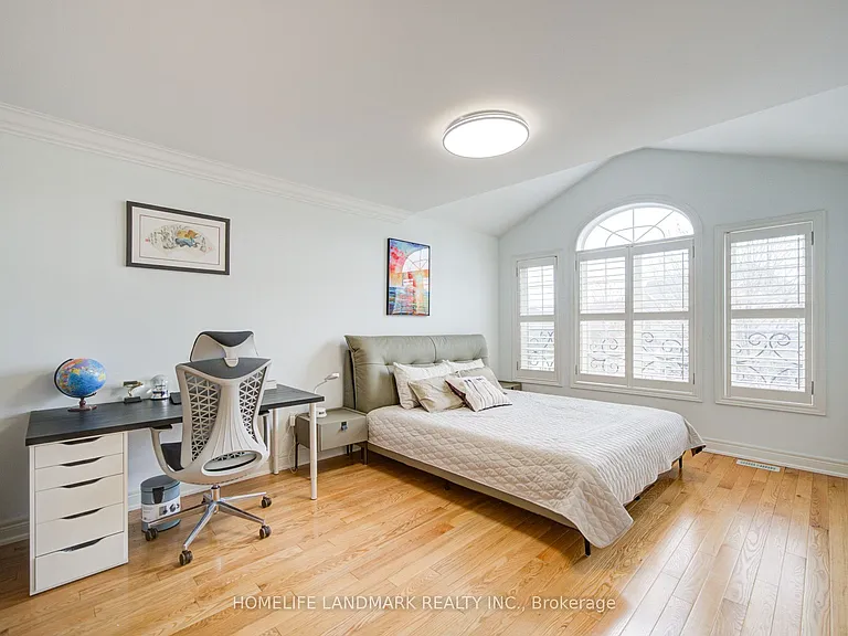 2323 Awenda Dr — Photo 27