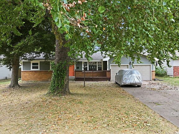 3rd image of 733 N Belview Avenue