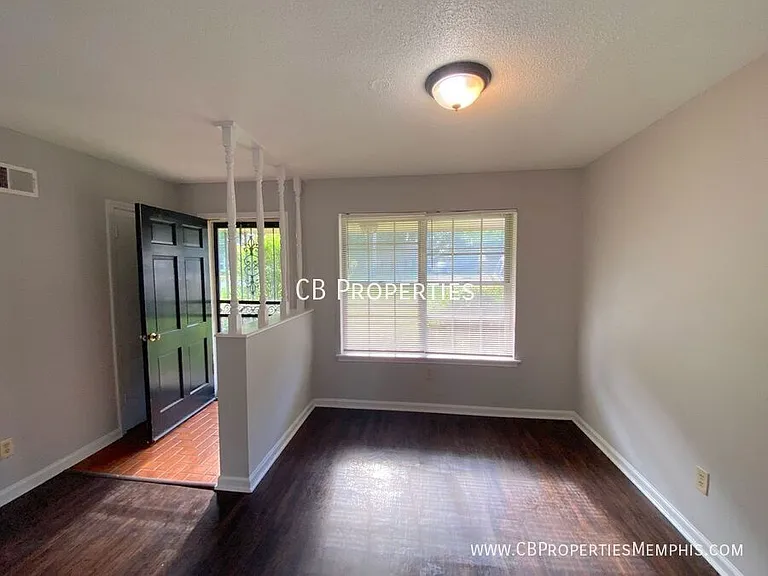 1373 Mullins Station Rd — Photo 7