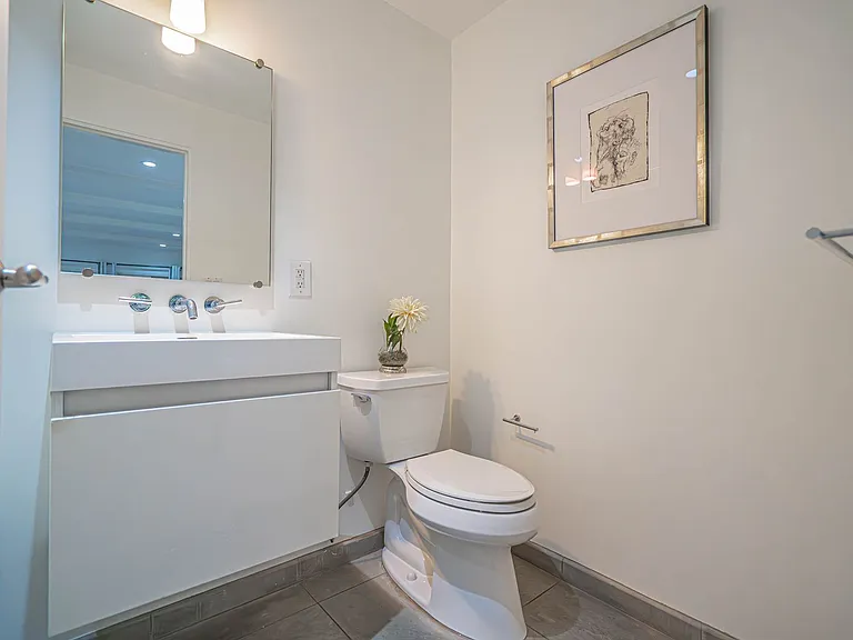8641 Metz Pl — Photo 24