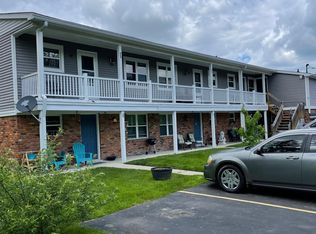 61475 Eleven Mile Rd #10, South Lyon, MI 48178