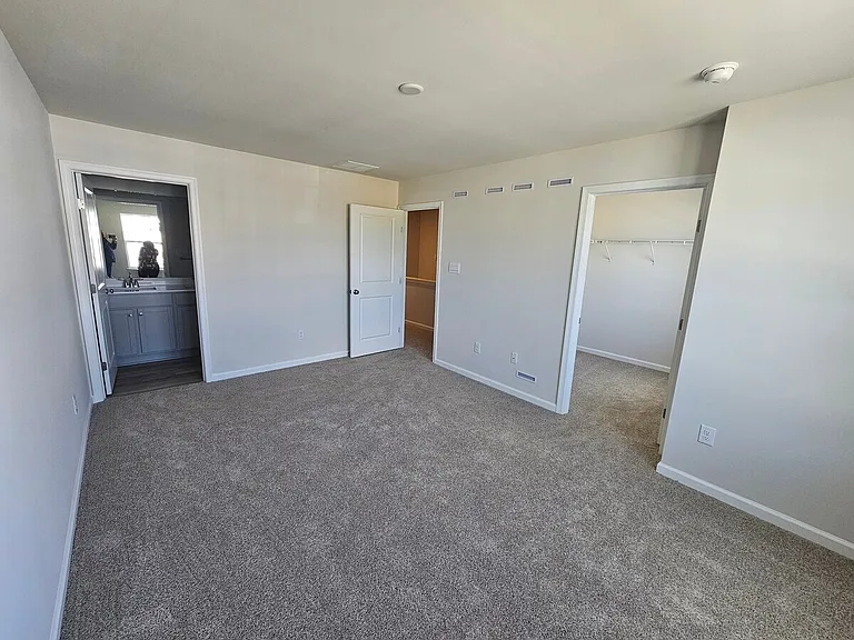 44 Elliot Ln — Photo 11