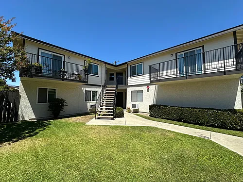 1448 W Stoneridge Ct #E Photo 1 1448 W Stoneridge Ct #E Photo 1