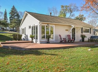 1N654 Western Ave, Glen Ellyn, IL 60137