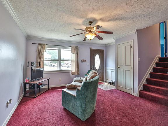 4th image of 870 Suncreek Ct