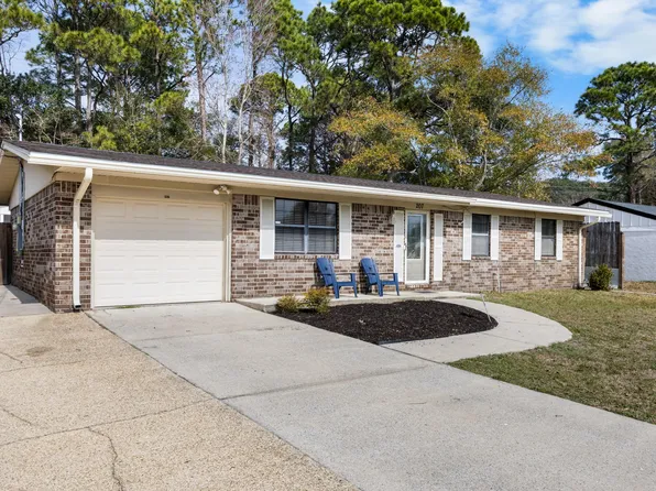 207 Martisa Rd NW, Fort Walton Beach, FL 32548