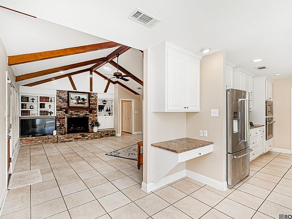 5th image of 3108 Woodland Ridge Blvd