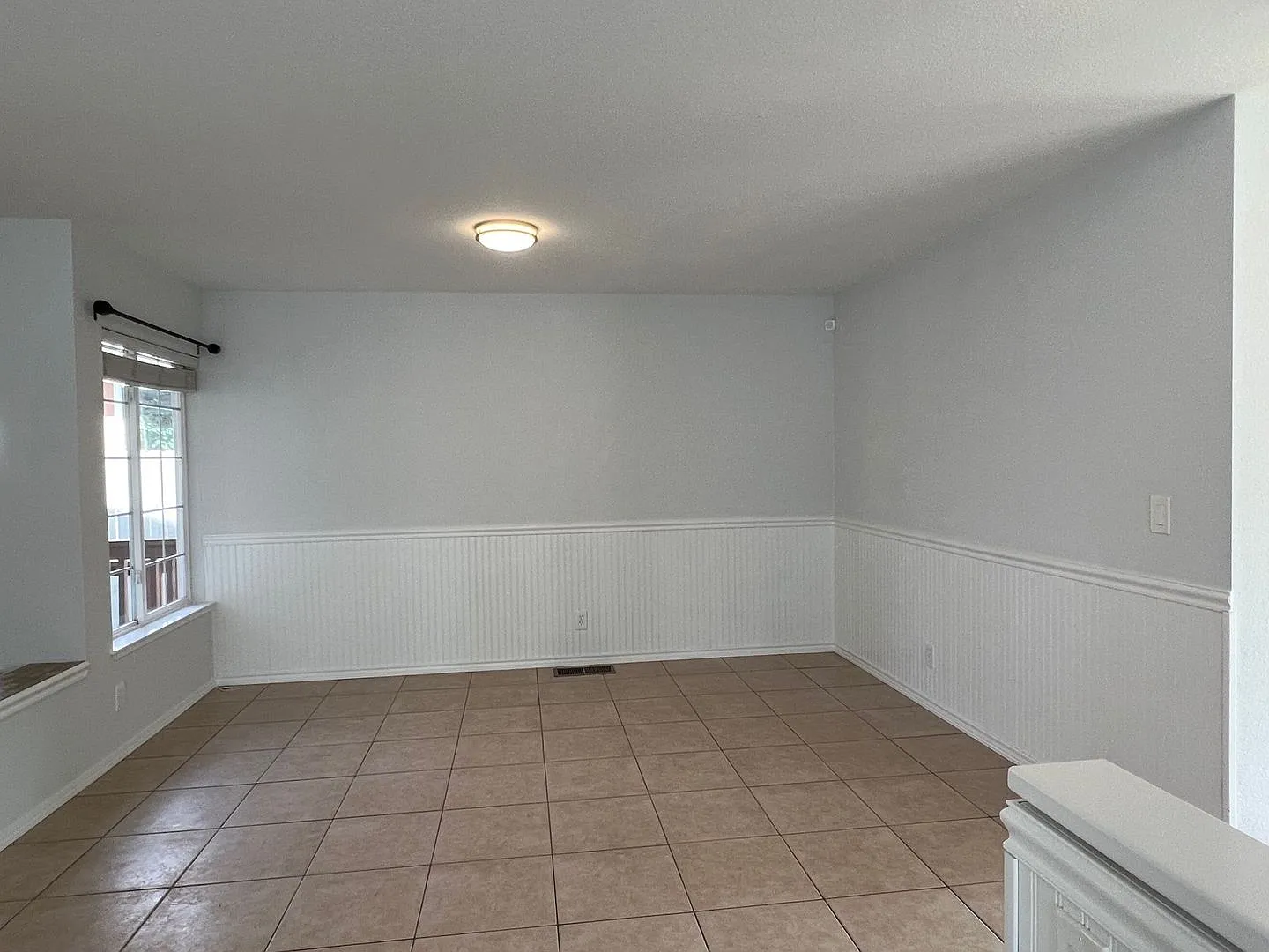 Southwest Home Available to Lease — Photo 4