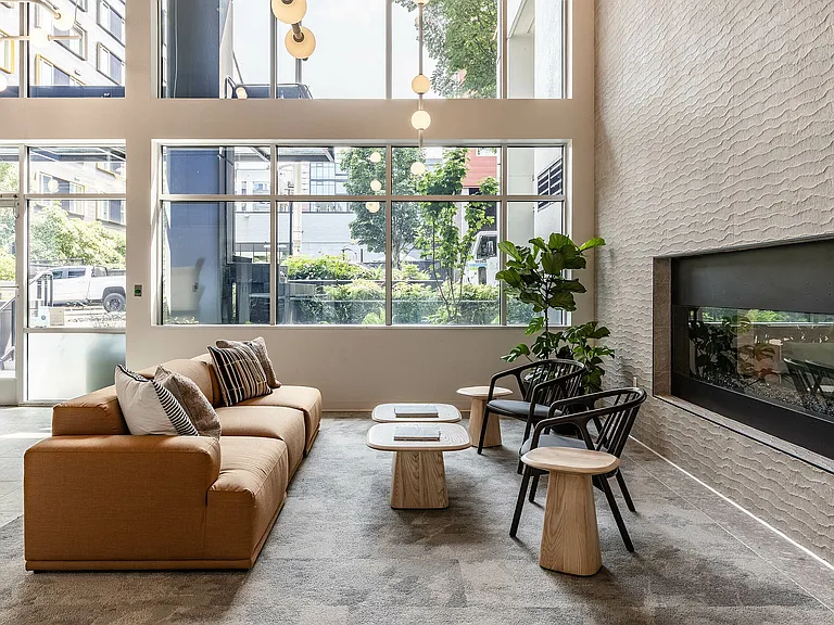 535_amenity_lobby_7