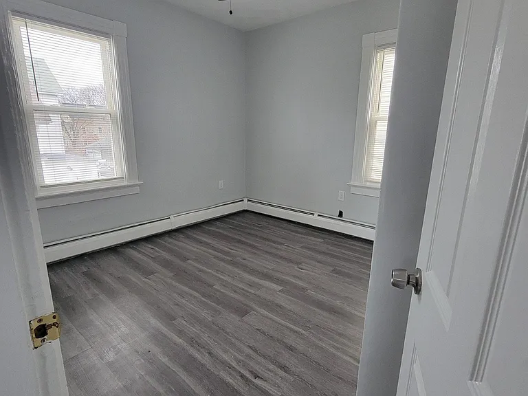 13 Regent Ave #2 — Photo 7