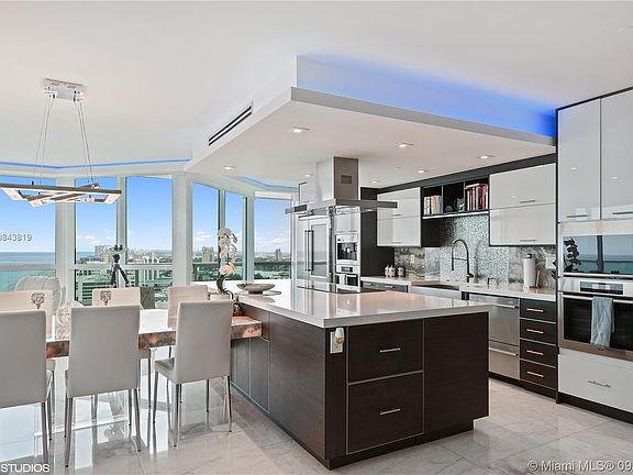 3rd image of 101 S Fort Lauderdale Beach Blvd #2401