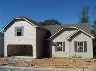 411 Zurich Dr, Clarksville, TN 37040