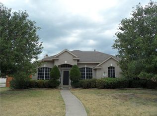 240 Copeland Dr, Cedar Hill, TX 75104