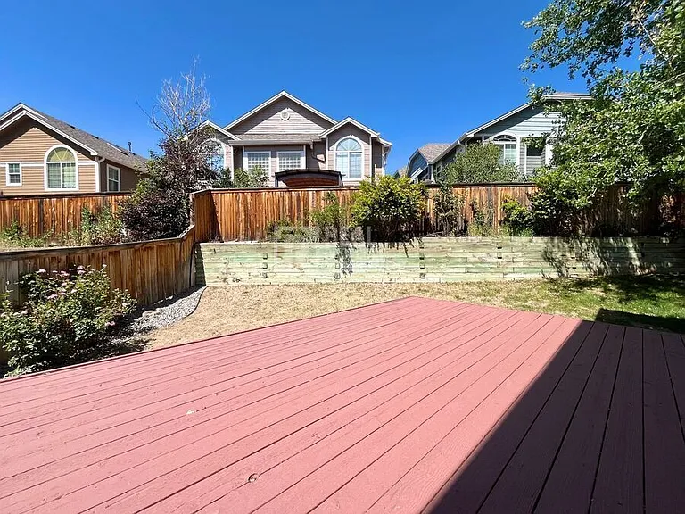 1385 Laurenwood Way — Photo 18