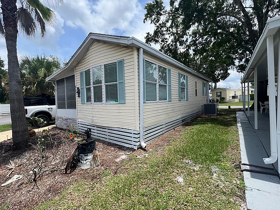 2nd image of 901 Savanna Dr