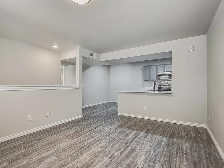 Experience the elegance of open living, ideal for contemporary lifestyles.