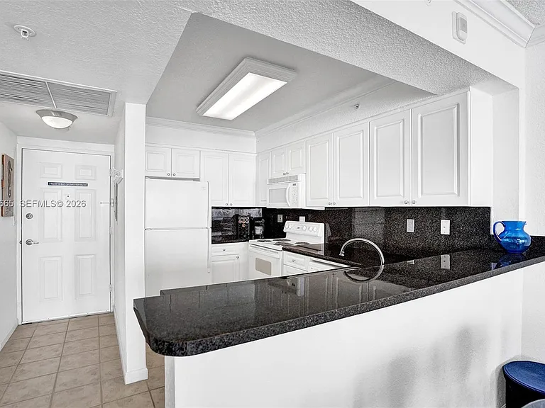 2501 S Ocean Dr #1504 — Photo 14