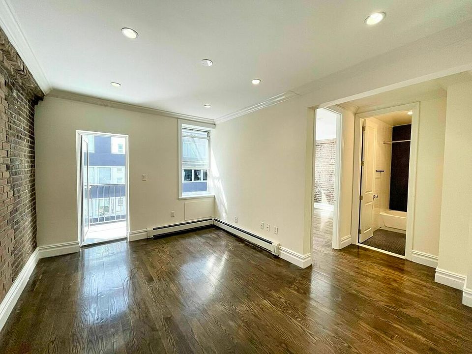 1st image of 448 W 19th St #2