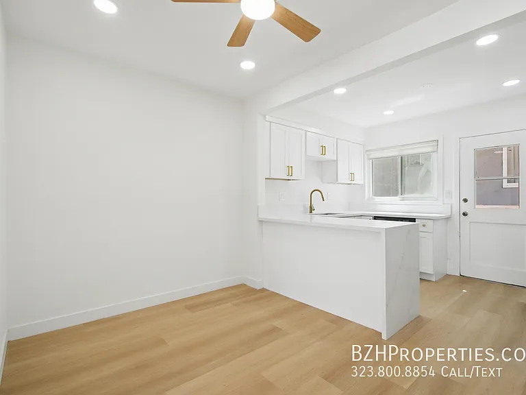 919 S Sherbourne Dr #1C — Photo 3