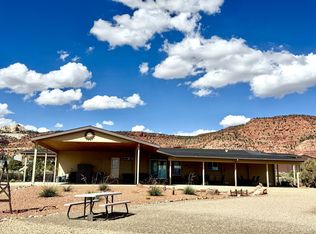 4970 E Rock Ledge Ln, Kanab, UT 84741