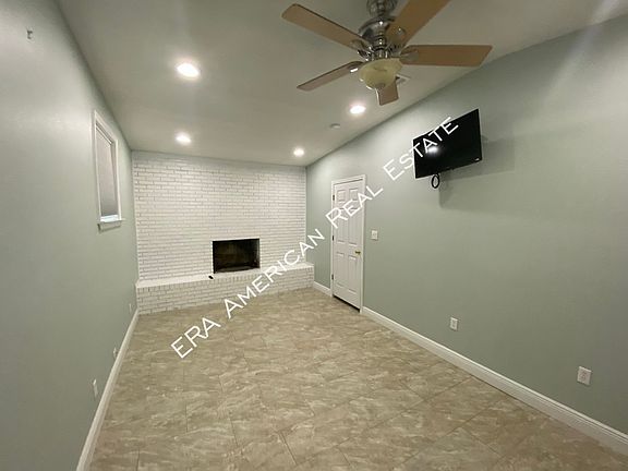 3rd image of 219 California Dr NE