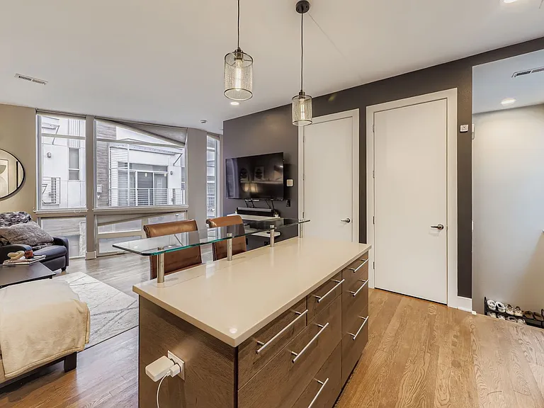 2115 W 32nd Ave #3 — Photo 12