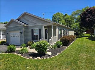 6671 Daffodil Dr, Bath, NY 14810