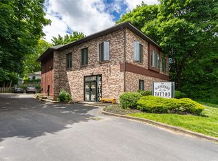 241 Norris Dr, Rochester, NY 14610