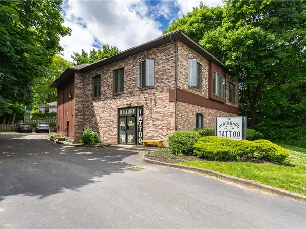 241 Norris Dr, Rochester, NY 14610