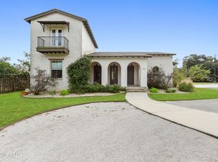 31 Poplar Cir, Gulfport, MS 39507