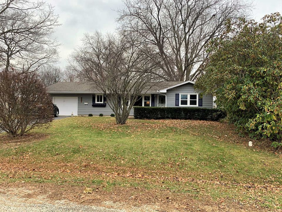 1st image of 1001 Hickory Ln
