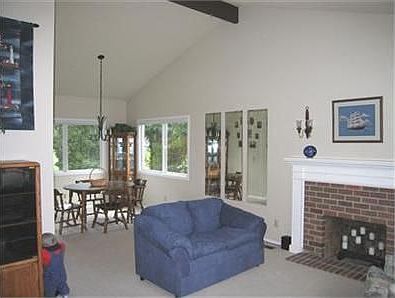3rd image of 1307 Bel Air Rd