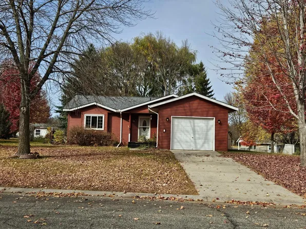 1213 Dana Dr SE, Willmar, MN 56201