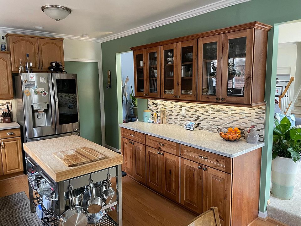 1st image of 41727 Greenwood Dr