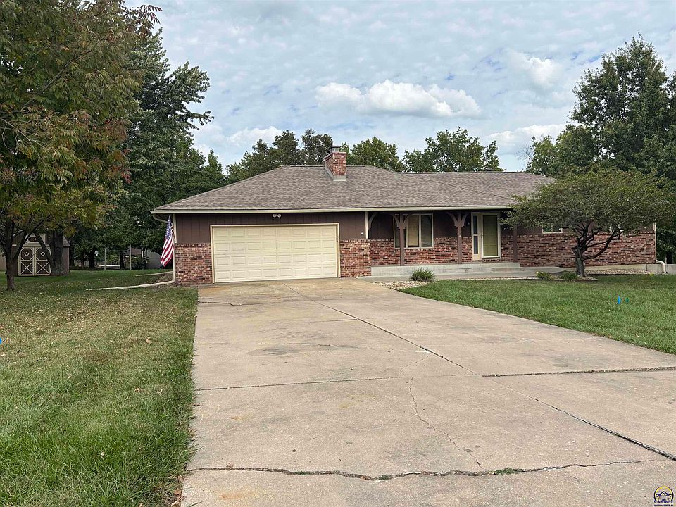 2nd image of 3530 NW 45th Pl