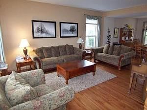 2nd image of 333 Cambridge Dr