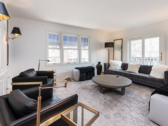 2nd image of 30 Wall St APT 4