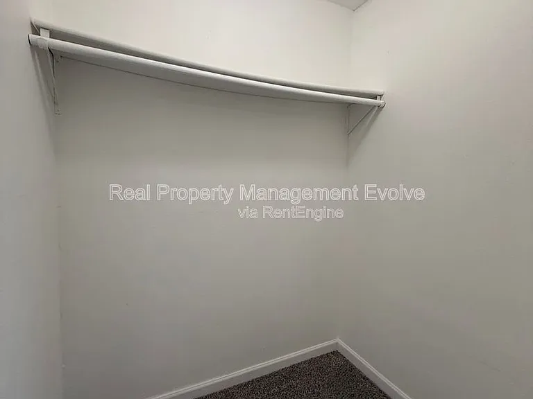 2950 E Mobile Ln — Photo 22