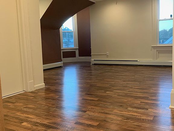 Living Room Dining Room from Entrance.