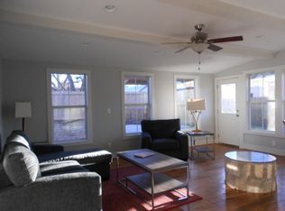 314 W Travis St, Fredericksburg, TX 78624