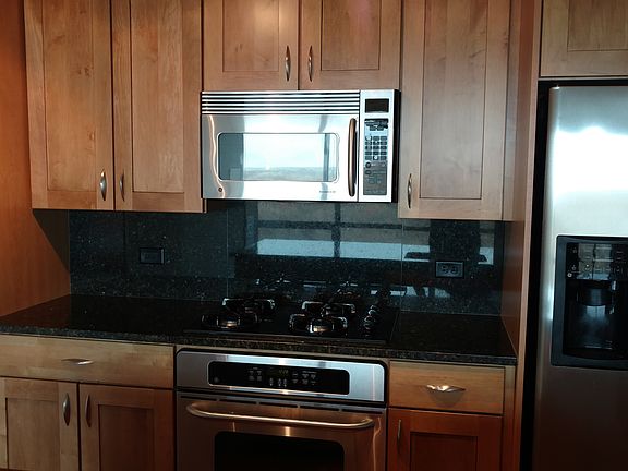 3rd image of 9715 Woods Dr Unit 1308