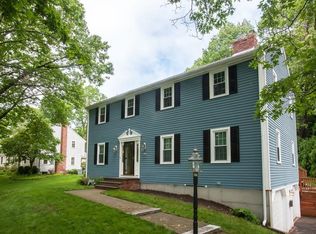 34 Park Cir, Hingham, MA 02043