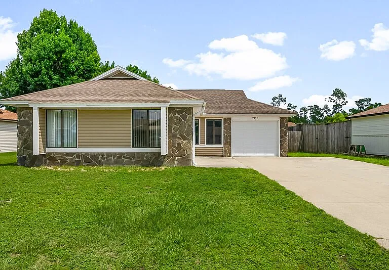 7750 Betty Louise Dr — Photo 1