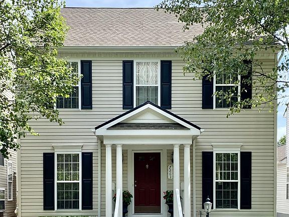 3rd image of 7263 Mariemont Cres
