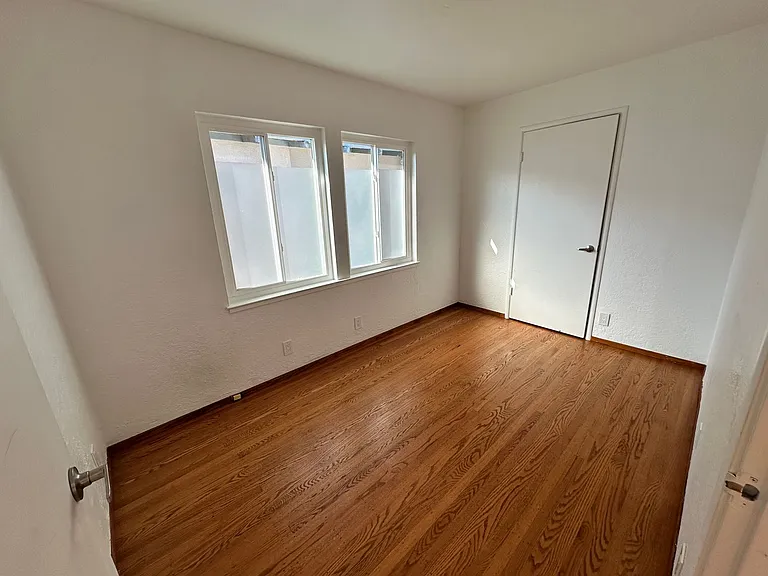 1380 Hearst Ave — Photo 7